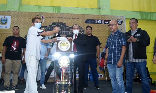  Serahkan Piala Gubernur di Sumut Koi Show 2022, Edy Rahmayadi Ingin Sumut Jadi Sentra Ikan Koi