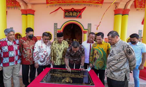 Resmikan Vihara Nan Hai Guan Yin, Musa Rajekshah Harapkan Selain Beribadah Bisa Jadi Tempat Wisata