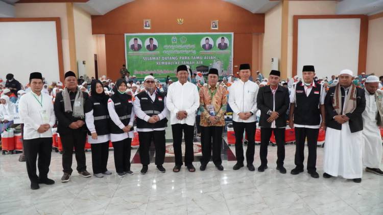 Plt Bupati Langkat Sambut Kepulangan Jamaah Haji, Enam Orang Meninggal