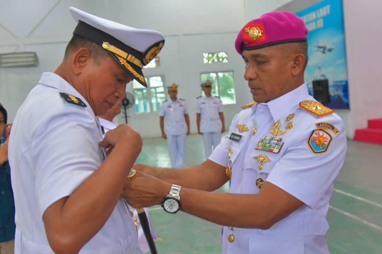  Brigjen Said Latuconsina Pimpin Serah Terima Jabatan Asisten Personel Danlantamal IX Ambon