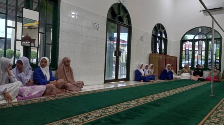 Polrestabes Medan Gelar Binrohtal Bagi Personel Beragama Nasrani