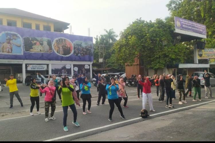 RASBN Melaksanakan Kegiatan Rutin Senam Pagi