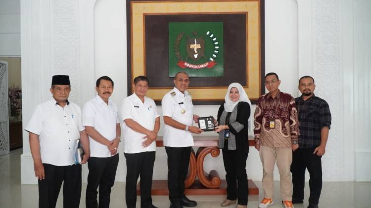 Pj Bupati Langkat Terima Kunjungan Taspen, Bahas Program Jaminan Keselamatan Kerja dan Pensiun Online untuk ASN