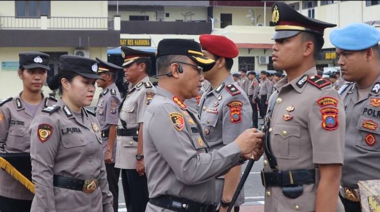 Polrestabes Medan Gelar Sertijab, Satresnarkoba Kini Dinahkodai Kompol Adrian