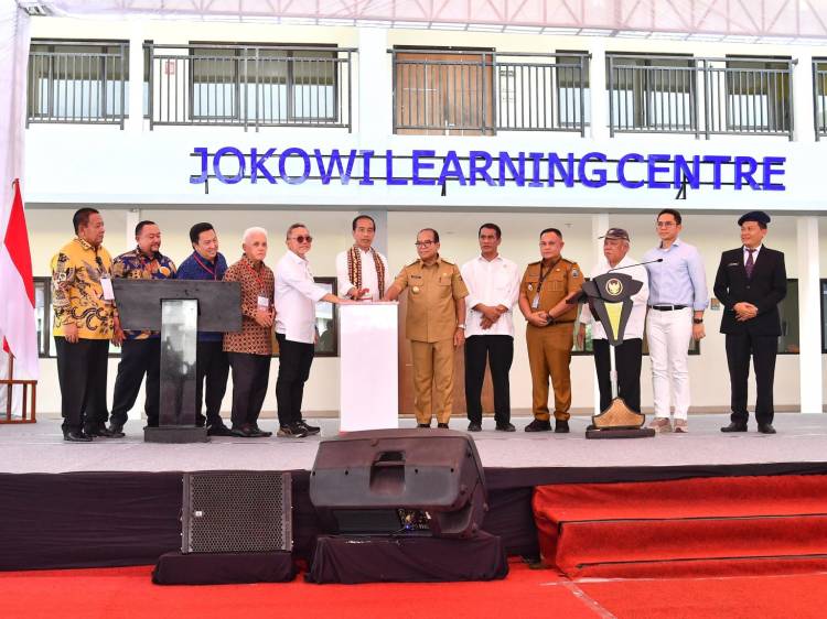 Presiden Tekankan Pentingnya Bangun SDM Unggul untuk Tingkatkan Daya Saing Global