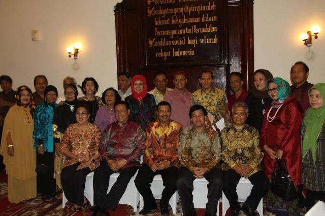 Gubsu Halal Bi Halal Bersama Alumni USU dan SMAN 4 Medan