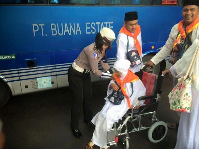 Sebanyak 306 Calon Jemaah Haji Asal Langkat Minggu Pagi Terbang ke Madinah