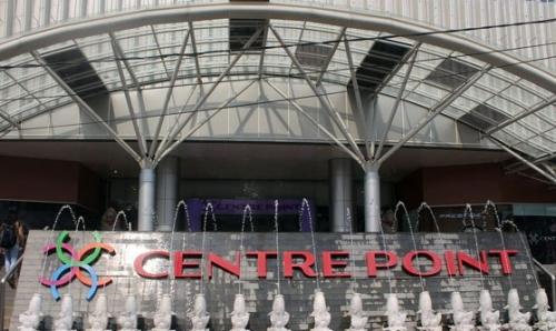 Sebelum Lompat dari Lantai 3 Gedung Centre Point, Korban Perlihatkan Gelagat Aneh