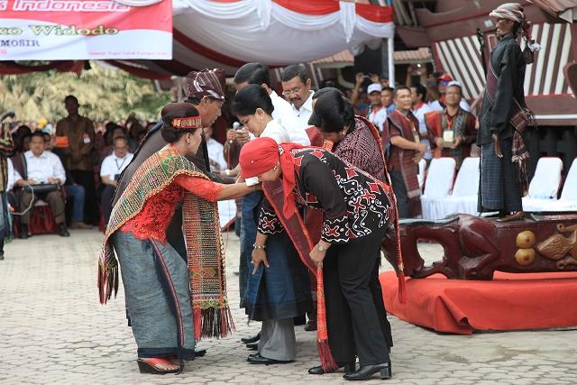 Presiden : Pembangunan Ringroad Danau Toba Selesai 2019