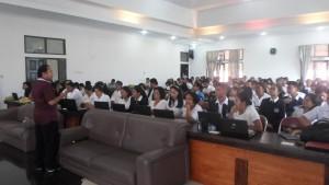 Sekdes dan Mahasiswa IT Del Sitoluama Jadi Agen Perubahan Informatika di Tobasa
