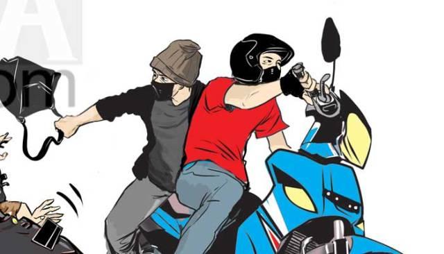 Dua Penjambret Adik Anggota DPRD Dihajar Massa