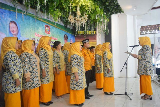 Sri Silvia Lantik Pengurus Dekranasda Kota Tanjungbalai Masa Bakti 2017-2021