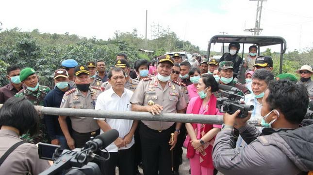 Kapolda Sumut Tinjau Langsung Zona Merah Gunung Sinabung