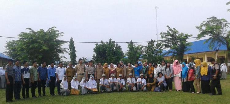 Polsek Kutalimbaru Sosialisasi Aplikasi Polisi Kita ke SMK N Kutalimbaru