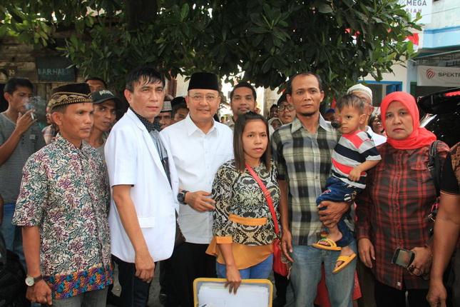 Walikota Medan Bawa Berobat Bocah Malang Penderita kanker Mata