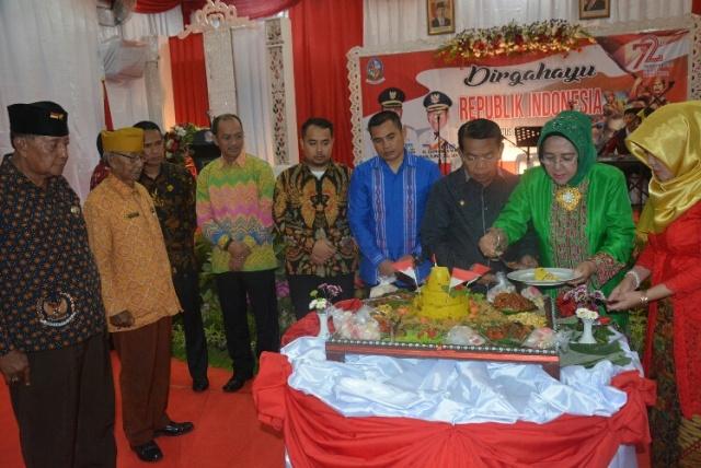 Upacara Penurunan Bendera HUT RI ke-72 di Deli Serdang Dilanjutkan Acara Syukuran