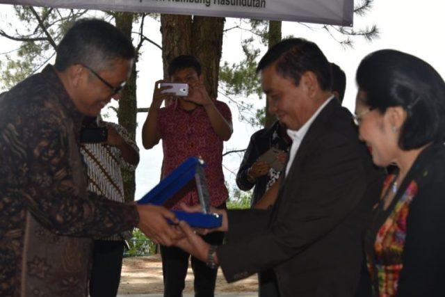 GKPI Rawamangun Gelar Aksi Penanaman Pohon di Wisata Sipinsur Humbahas