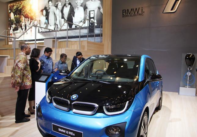BMW Indonesia Hadirkan Future of Mobility di BMW Pavilion di GIIAS 2017