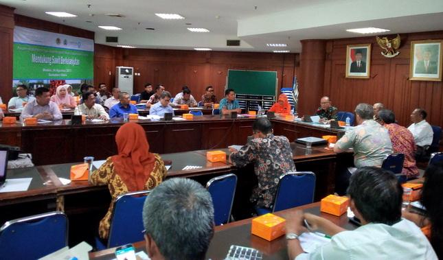 Forum Bersama Kelapa Sawit Seminarkan Kelapa Sawit Sumatera untuk Ekonomi dan Kelestarian Alam