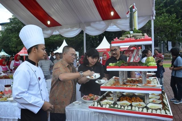 Rayakan HUT RI ke-72, Pelindo 1 Gelar Festival Kuliner di Lapangan Benteng Medan