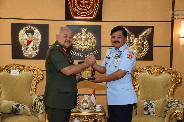 Panglima TNI Terima Kunjungan Kehormatan Panglima Angkatan Tentara Malaysia