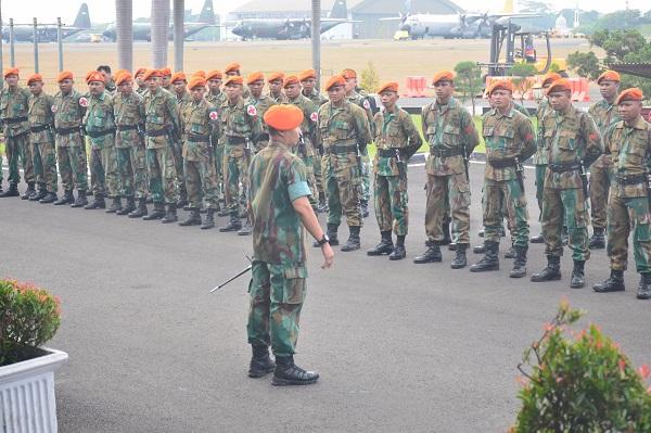 Bantu Korban Gempa NTB, 100 Prajurit Paskhas TNI AU Berangkat ke Lombok