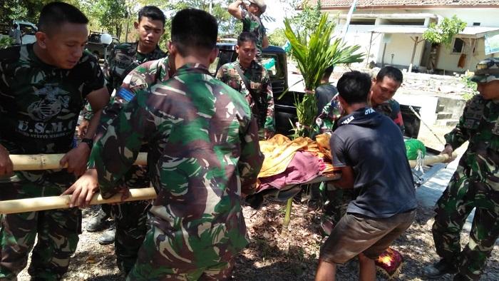 Rumkitlap TNI di Kahyangan, Sigap Tangani Korban Gempa Lombok Utara
