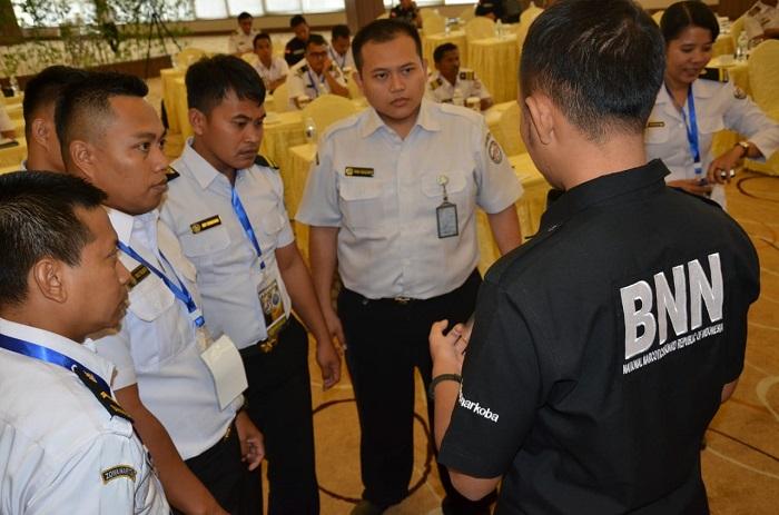 Awak Kapal Patroli Bakamla RI Dibekali Pelatihan Kemampuan Deteksi Narkoba