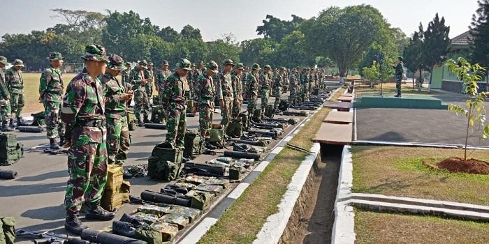 TNI Berangkatkan 100 Prajurit Yon Zikon-13 ke Lombok