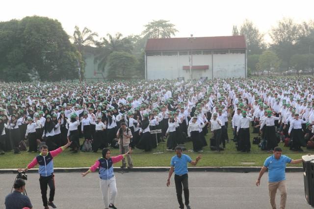 Tarian Ahoi Nusantara Diperkenalkan Kepada Mahasiswa Baru USU