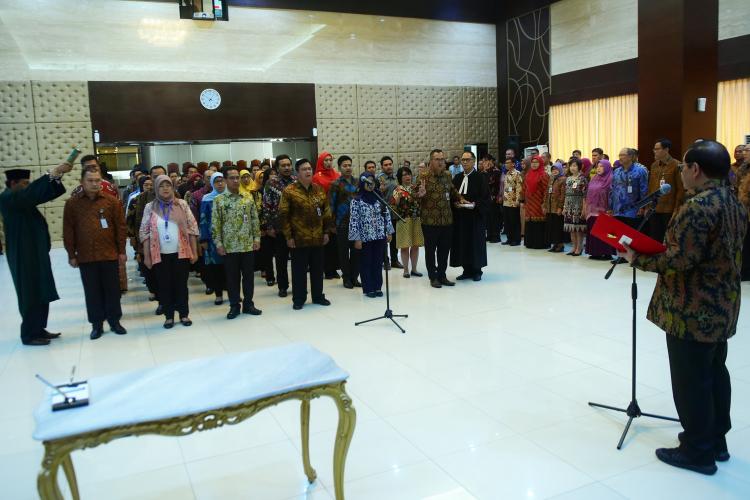 Perlu Inovasi, Seskab Berharap Pejabat Baru Tidak Bekerja Secara Rutinitas