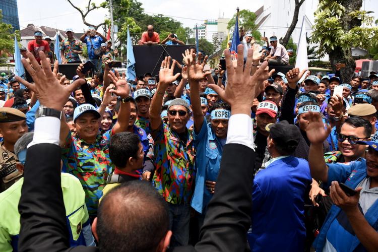 Gubernur Sumut Edy Rahmayadi Sosok Pemimpin Yang Akrab dengan Pengunjuk Rasa