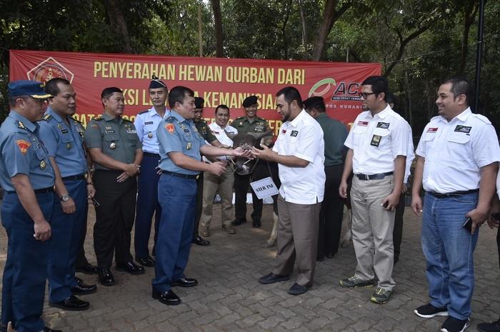 Mabes TNI Terima 20 Ekor Sapi Hewan Kurban