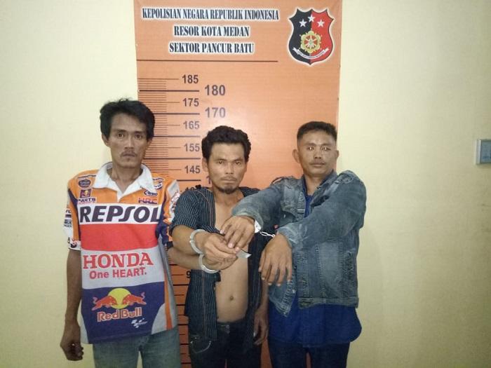 Pesta Sabu, Polsek Pancurbatu Amankan Tiga Orang Pria di Desa Lama