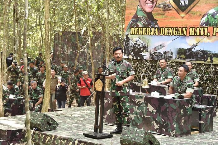 Panglima TNI Saksikan Latihan Puncak Kartika Yudha 2019