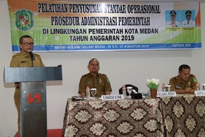 Tingkatkan Pelayanan Publik, Pemko Medan Gelar Pelatihan Penyusunan SOP-AP