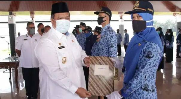 Ambil Sumpah/Janji 216 PNS Labura, Bupati Minta Berikan Kinerja Terbaik ke Masyarakat