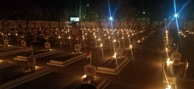 Seribu Lilin untuk Arwah Para Pejuang