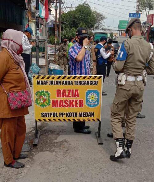 81 Warga Terjaring Razia Masker di Jalan Rumah Potong Hewan, Tak Bawa KTP Gantinya Push Up