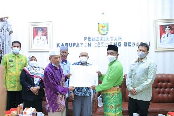 Penandatanganan Hibah Tanah Balai Umum, Bupati Sergai: Terima Kasih Masyarakat Sei Rampah