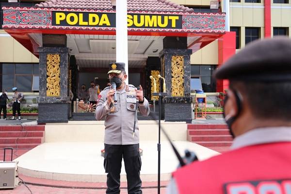 Kapolda Sumut Minta 76 Personel Sosialisasikan Prokes dengan Baik Kepada Masyarakat di Siantar
