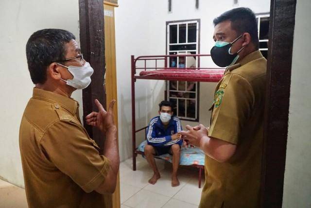 Walikota Medan Fasilitasi Keinginan Warga Yang Tinggal di Bawah Jembatan