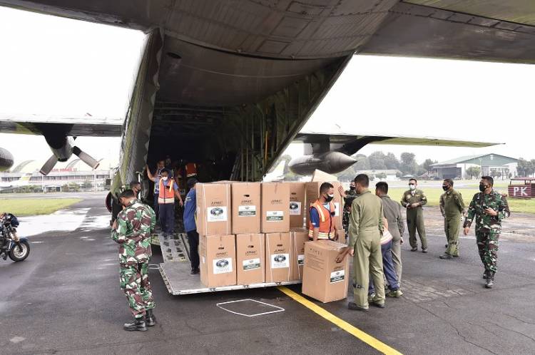 Panglima TNI Perintahkan Kirim Alkes ke Wilayah Sumatera