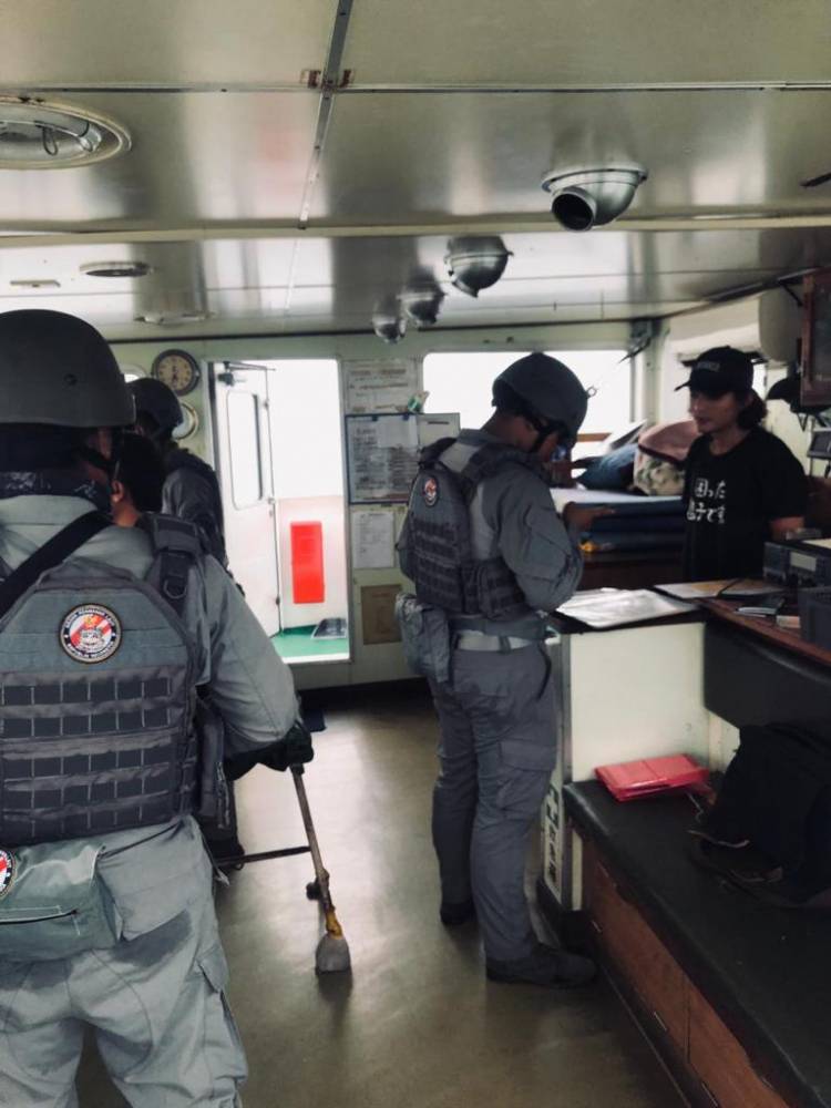  Bakamla Tangkap Kapal Tanker Bermuatan 90 Ton BBM Ilegal di Perairan Sekuang Batam