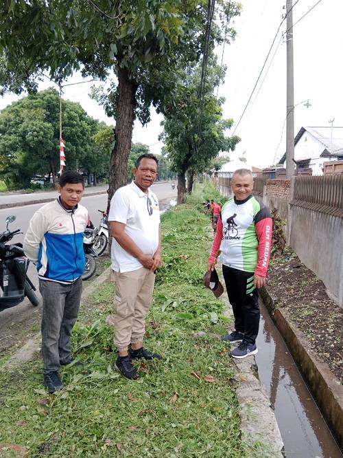  Kecamatan Medan Labuhan Normalisasi Drainase di Kelurahan Besar