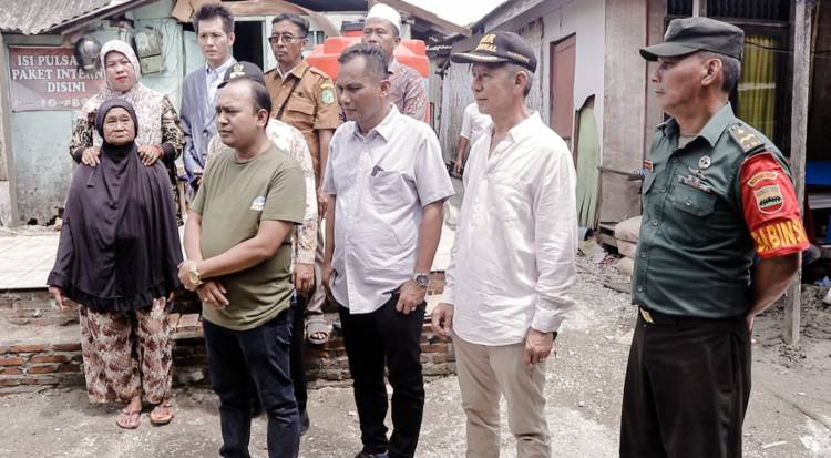 Ketua Umum Forkolimat Letakkan Batu Pertama Pembangunan Air Bersih Kerja Sama Kodam I Bukit Barisan