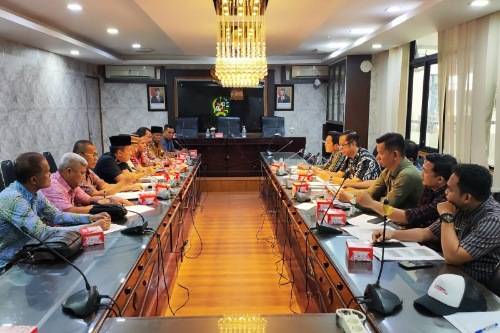 Tingkatkan Perekonomian, Pasar di Medan Akan Dijadikan Pusat Jajanan Malam