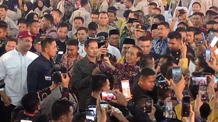 Kunjungan Presiden Jokowi ke Gedung Serbaguna Medan Aman Terkendali