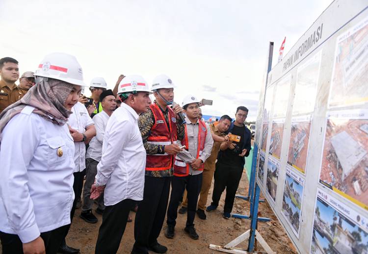 Gubernur Sumut Tinjau Pembangunan Bandara Malintang, Progresnya Capai 50 Persen
