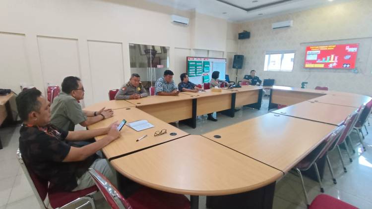 Polrestabes Medan Sosialiasi Pemilu 2024 Melalui Zoom  Meeting